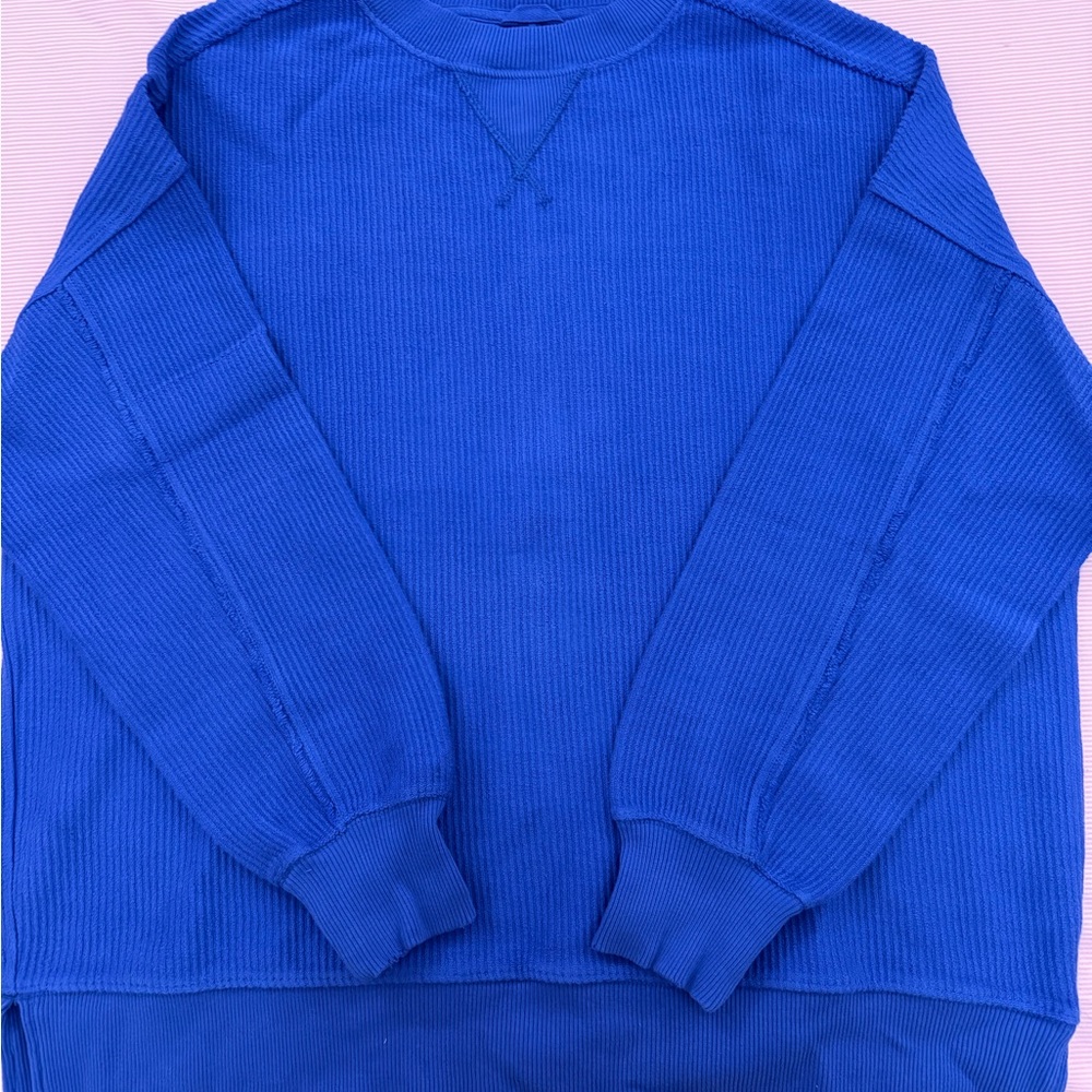 Aerie women’s crewneck